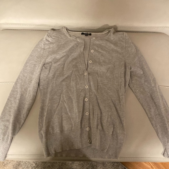 Aamilife Small gray button up cardigan sweater. - Picture 1 of 6